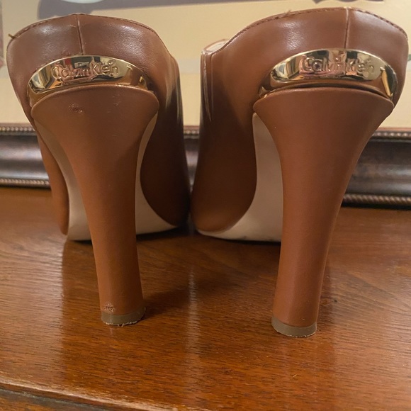 Calvin Klein Allie Cow Kansas Cigar Brown Heeled Peep Toe Mule 6.5. EUC in Box - Picture 8 of 15